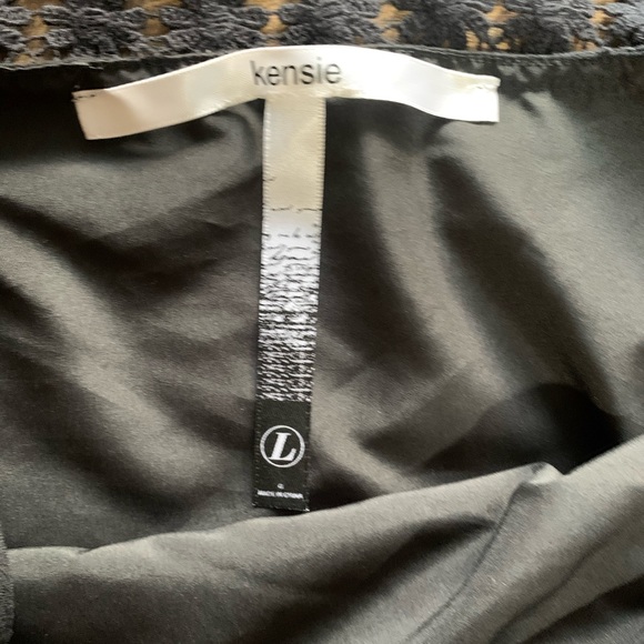 Kensie Crosshatch Rayon Lace Cold Shoulder Dress - Picture 4 of 4